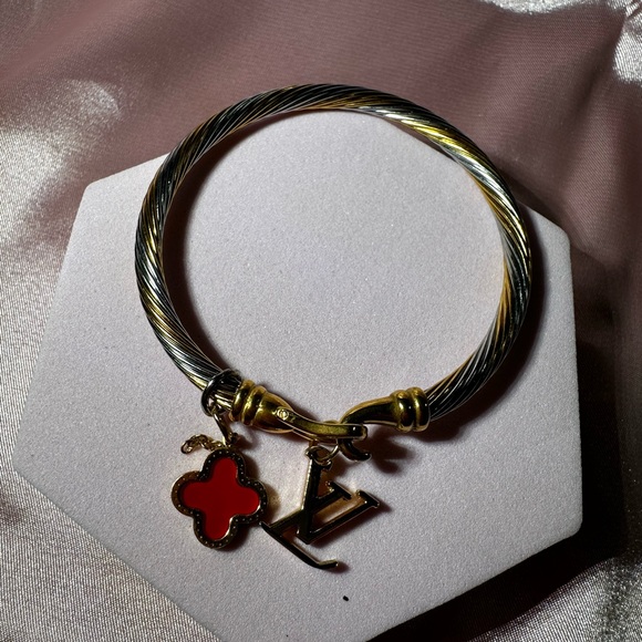 LV Red colored Zipper Pull Charm Authentic Louis Vuitton Charm - Picture 9 of 14